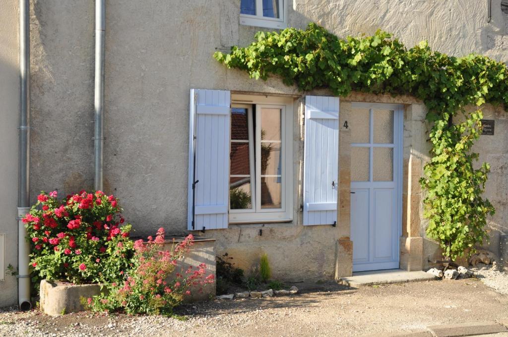 Les Chambres D'Eponine Saints-Geosmes Exterior photo